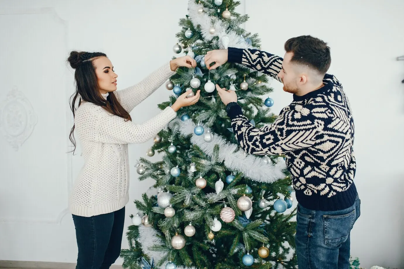 Bitte gib mir die ursprüngliche Beschreibung, damit ich sie auf Deutsch umformulieren kann.